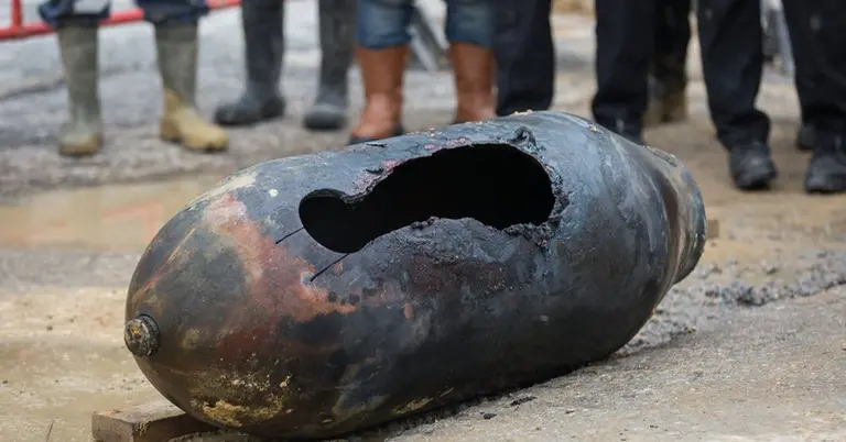 হংকংয়ে উদ্ধার করা বোমা